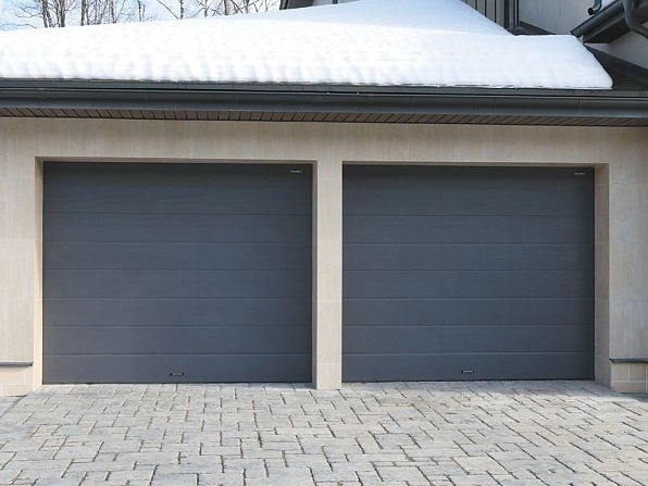 Секционные ворота 3100х2600 мм антрацитовые DoorHan RSD02, perm.doorhan.ru